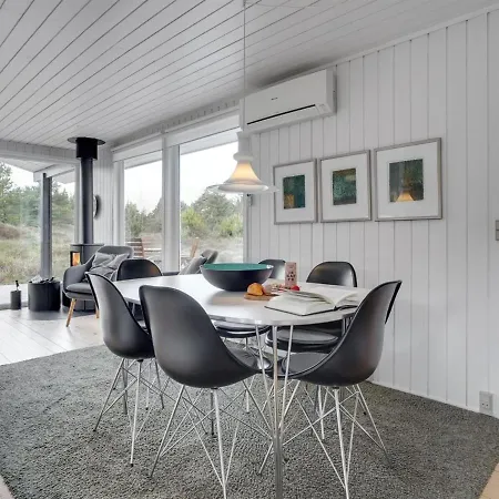 Holiday home Fredrikka - 3-9km From The Sea In Western Jutland By Interhome